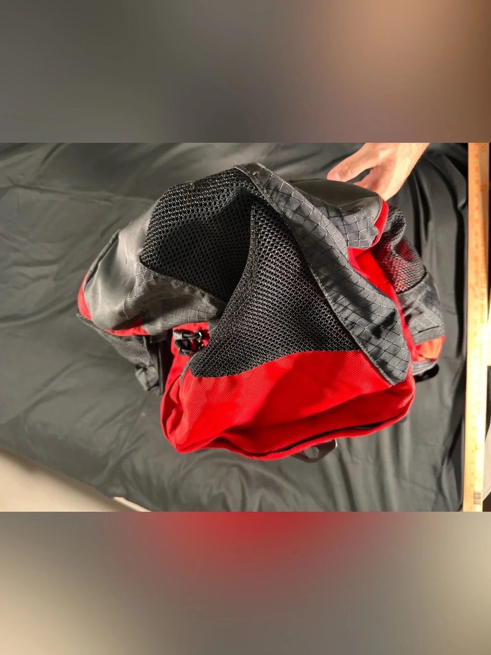 Oakley Icon 2.0 Large Red Black Retro Duffle Bag Gym Travel Y2K Gorpcore Vintage